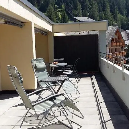 Adler 92 Apartment *